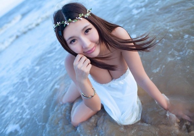 ƷլŮ񺣱߾ջд